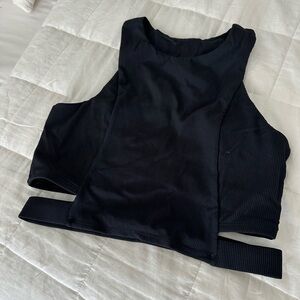 Kiava Revive ribbed crop tank size M. Black.